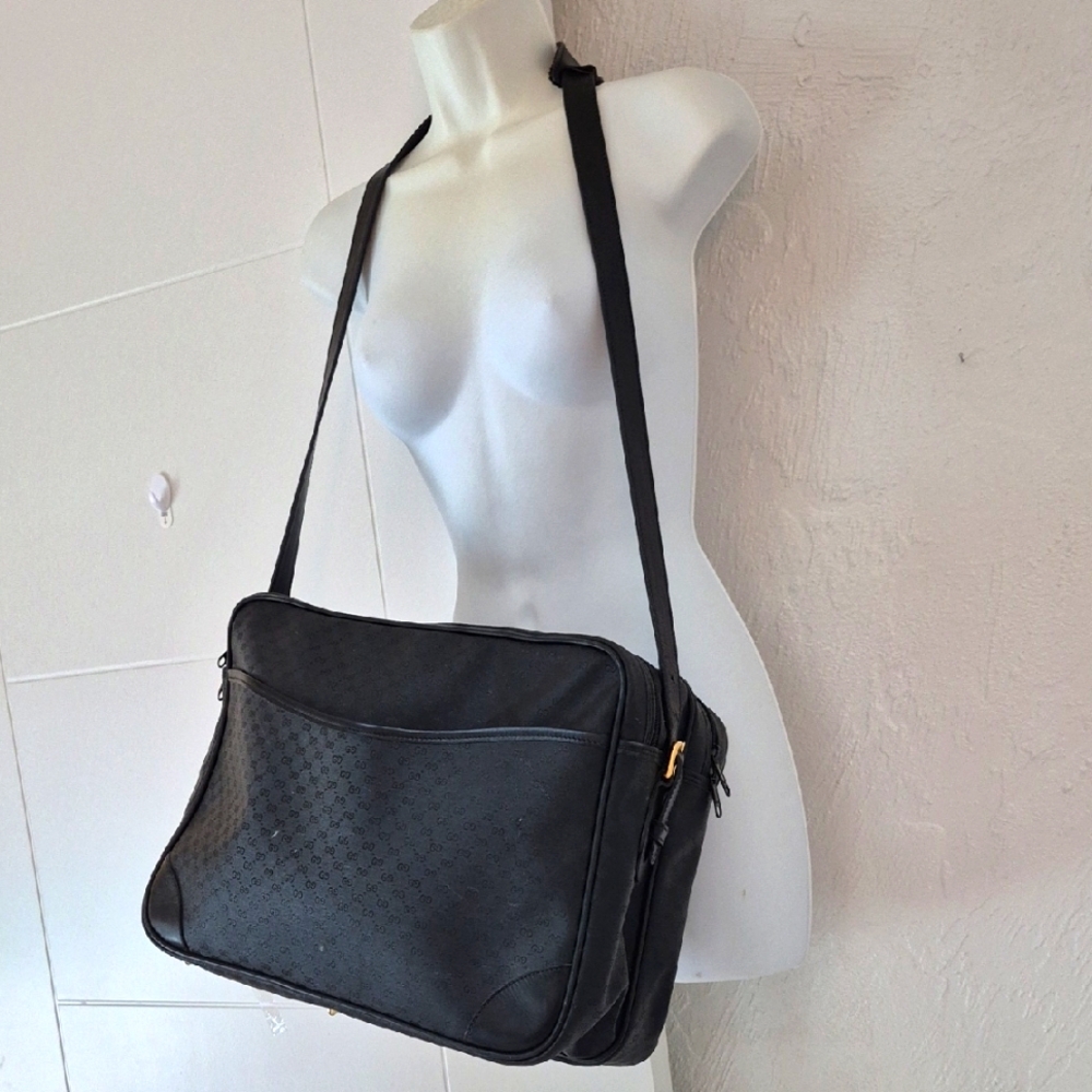 Vintage Gucci Business Bag Crossbody Micro GG Unisex